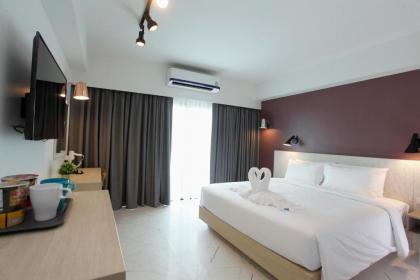Port Canary Airport Hotel - image 5