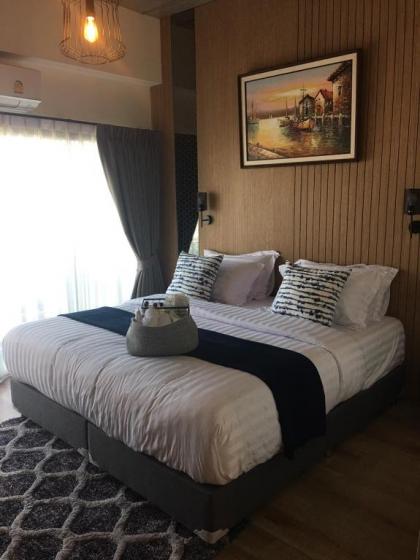 Tree​ for​ rest​ poshtel - image 18
