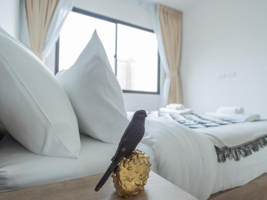 Brand New Luxury 1 Br Near 2Mrt 2Bts 3 Shopping - image 4