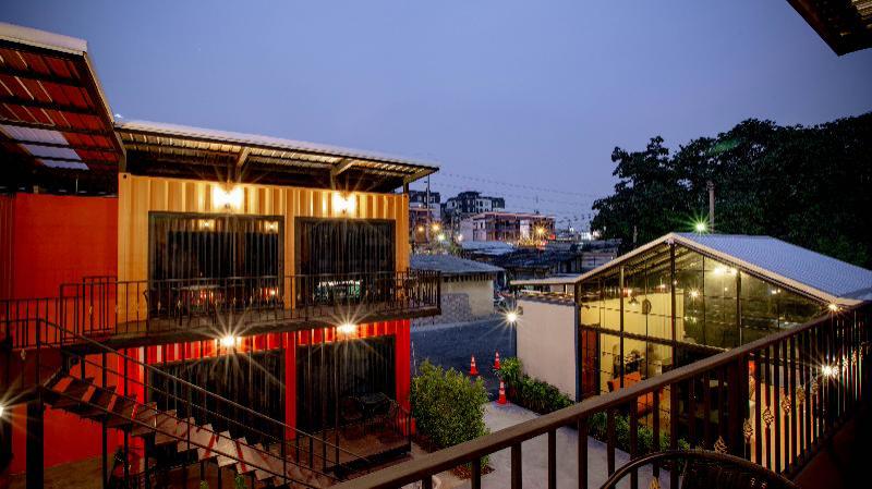 Tuscany Land Resort Donmuang - image 2