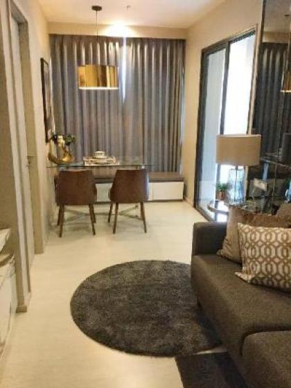 New Luxury Condo Close to BTS Thonlor 1 BR - image 11