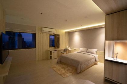 Brand new 35SQM Studio-Room -One Step From BTS Ari