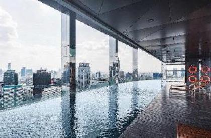 City Central 42 floor pool view near centralworld  - image 8