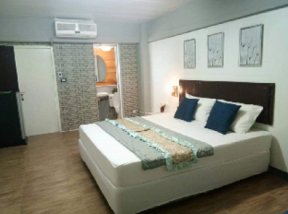 Princess Resort Wacharapol Thanommit Park 12