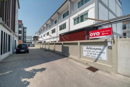 OYO 801 Inndy Suite - image 5