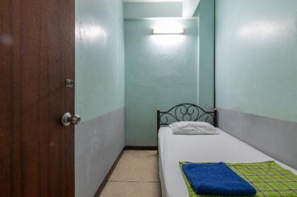 7 Holder Guesthouse - image 15