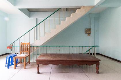 7 Holder Guesthouse - image 3