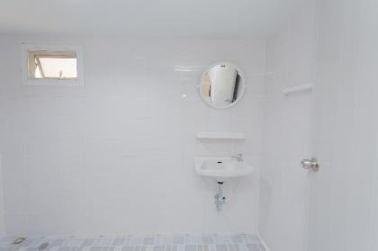 NK Guesthouse 2 - image 17