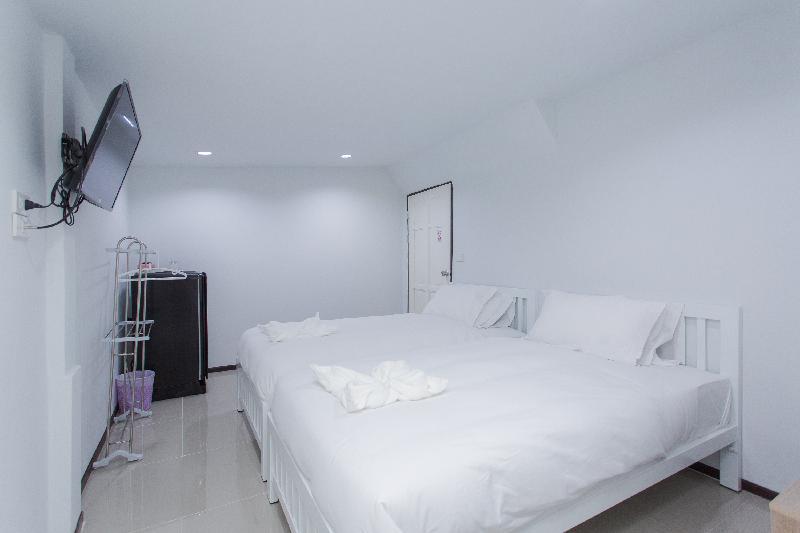 NK Guesthouse 2 - image 4
