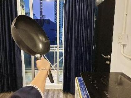 NEW! SPARKLE LUXURY -3FLOORS 6BR- 1 min BTS SILOM - image 5