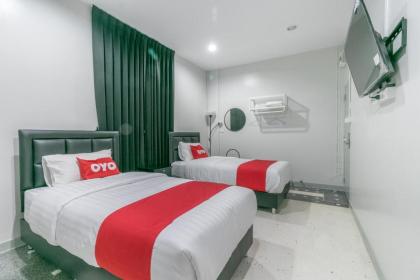 OYO 818 Suksomboon Residence - image 16
