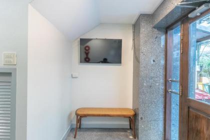 OYO 818 Suksomboon Residence - image 5