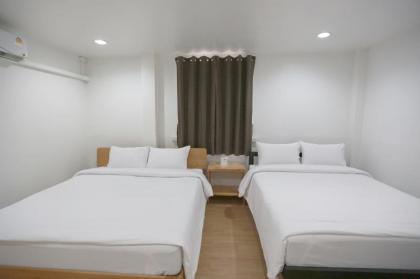 INTERest POSHTEL - image 11