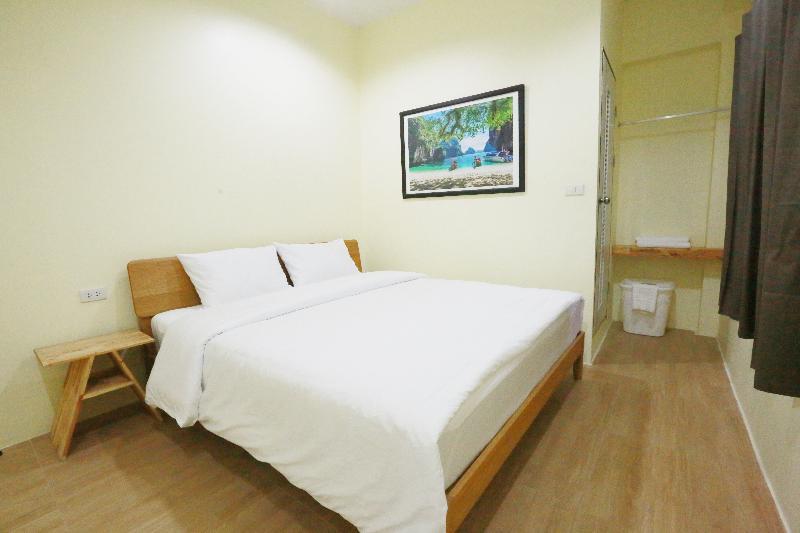 INTERest POSHTEL - image 3