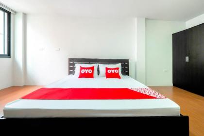 OYO 935 The Palm Apartment - image 16