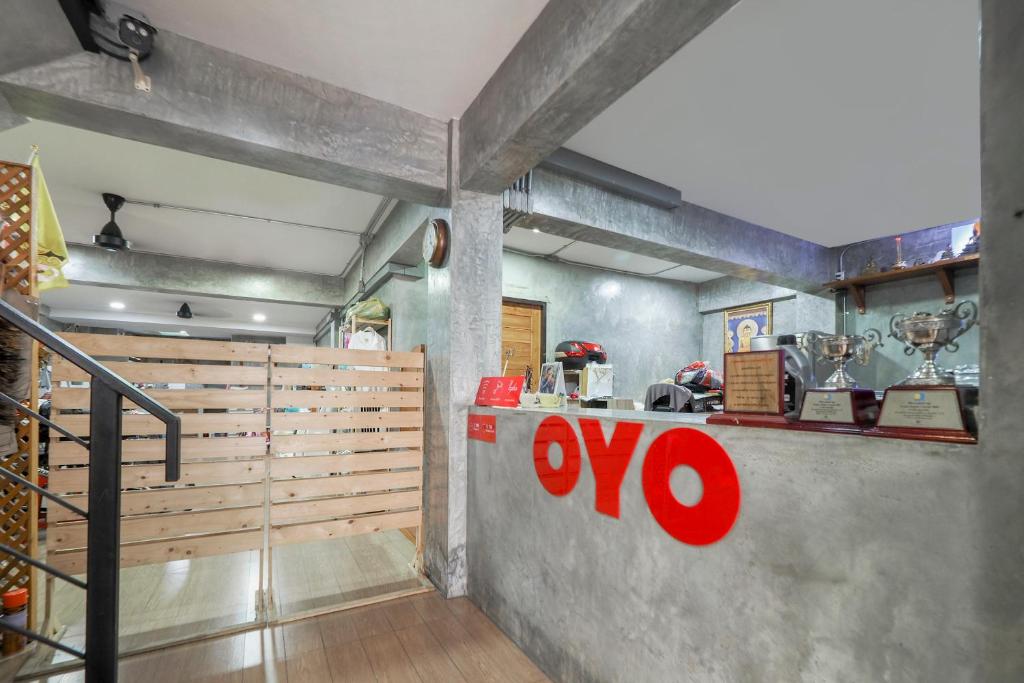 OYO 935 The Palm Apartment - image 4