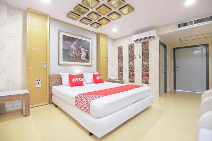 OYO 1002 Pinklao Resort - image 11