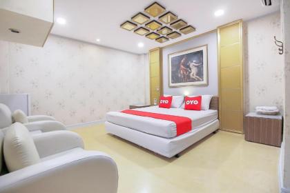 OYO 1002 Pinklao Resort - image 12