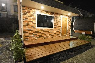 Tiny Hut Resort by vava - image 4