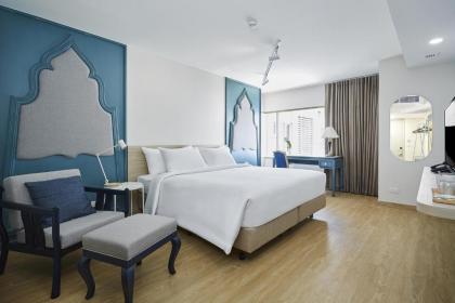 56 SURAWONG HOTEL AND RESIDENCE - image 4