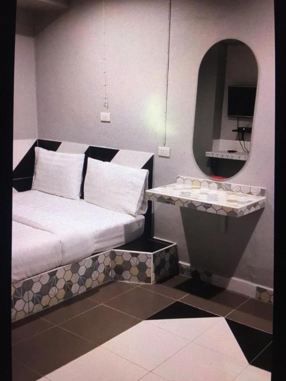 Benjamas hostels - image 2