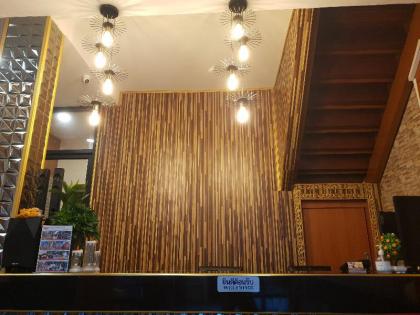 BaanPin Hostel and Cafe