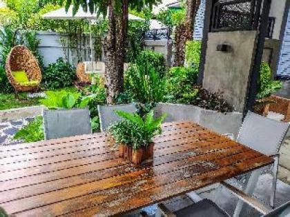 Exclusive access to the whole garden.