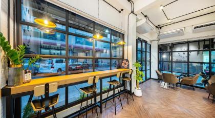 Siam Subway Hostel and Cafe - image 14