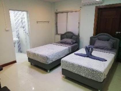 OceanRoom1 - image 4