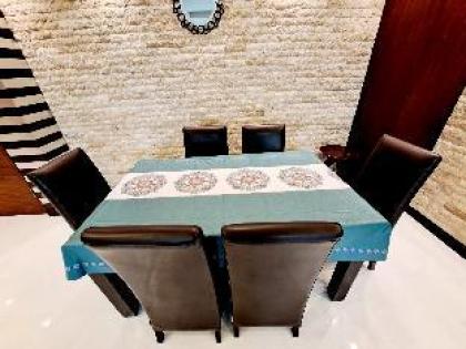 Entire house - 8th Floor 2brs Penthouse 700m Walk To Ekkamai Bts - image 12