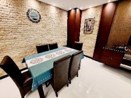 Entire house - 8th Floor 2brs Penthouse 700m Walk To Ekkamai Bts - image 16
