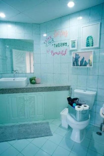 Bangkok Center Duplex  WIFINetflixLuggageRoom - image 5