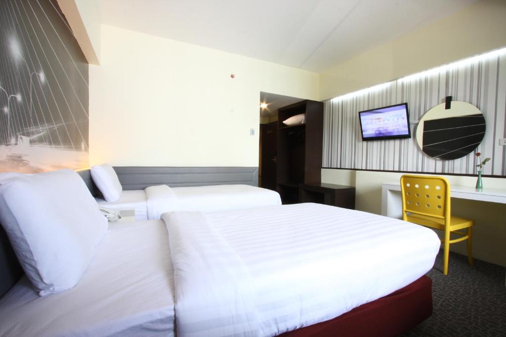 Royal Delight Hotel - image 2