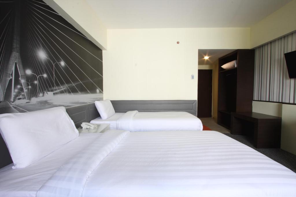 Royal Delight Hotel - image 7