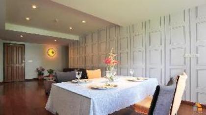 W8 Luxury Condo 650m to Soi Thonglor 25 - image 12