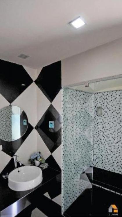 W8 Luxury Condo 650m to Soi Thonglor 25 - image 6