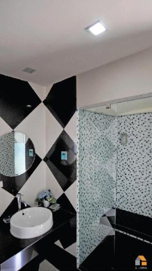 W8 Luxury Condo 650m to Soi Thonglor 25 - image 6