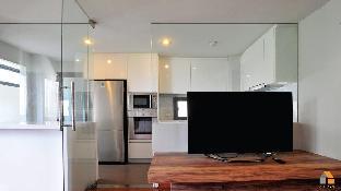 W8 Luxury Condo 650m to Soi Thonglor 25 - image 7