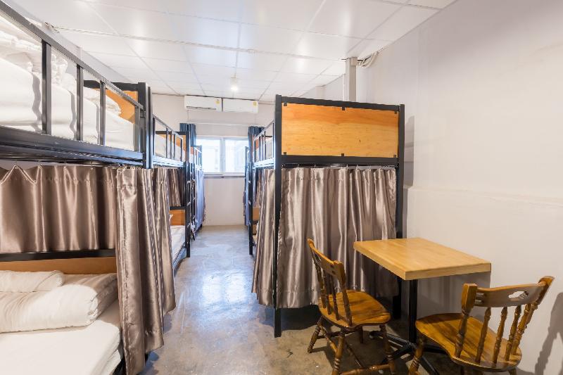 Lemon Siam Hostel - image 5