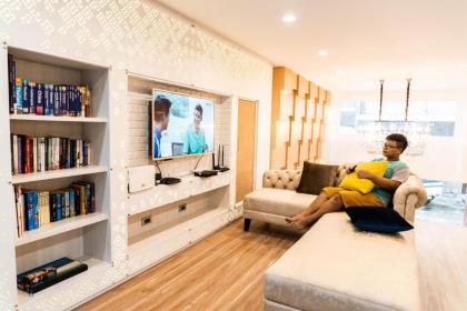 The LOL Elephant Hostel