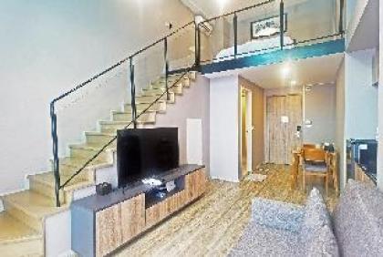 Loft!  1BR 2ppl/SurasakBTS Sathorn - image 9