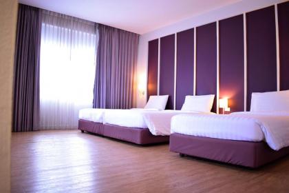Trang Hotel Bangkok - image 10
