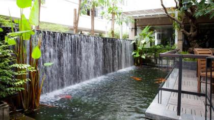Trang Hotel Bangkok - image 4