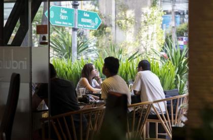 Sukhumvit Suites Hotel - image 16