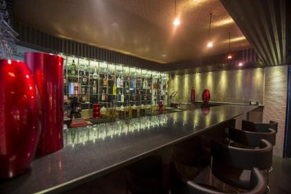Sukhumvit Suites Hotel - image 18