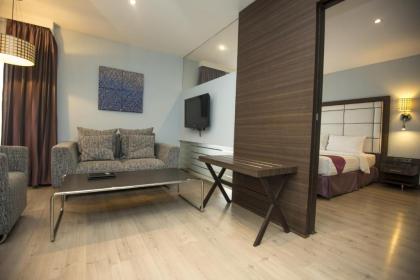 Sukhumvit Suites Hotel - image 20