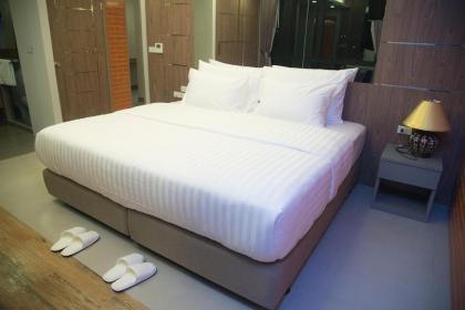 V20 Boutique Jacuzzi Hotel - SHA Extra Plus - image 9