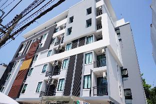 At Yaya102 - image 6