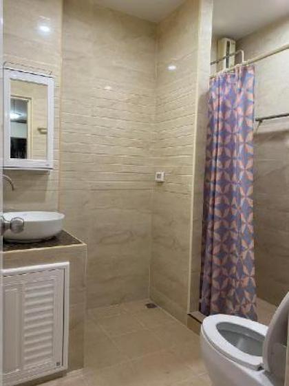 Thai Rong Tower Condominiums  - image 3