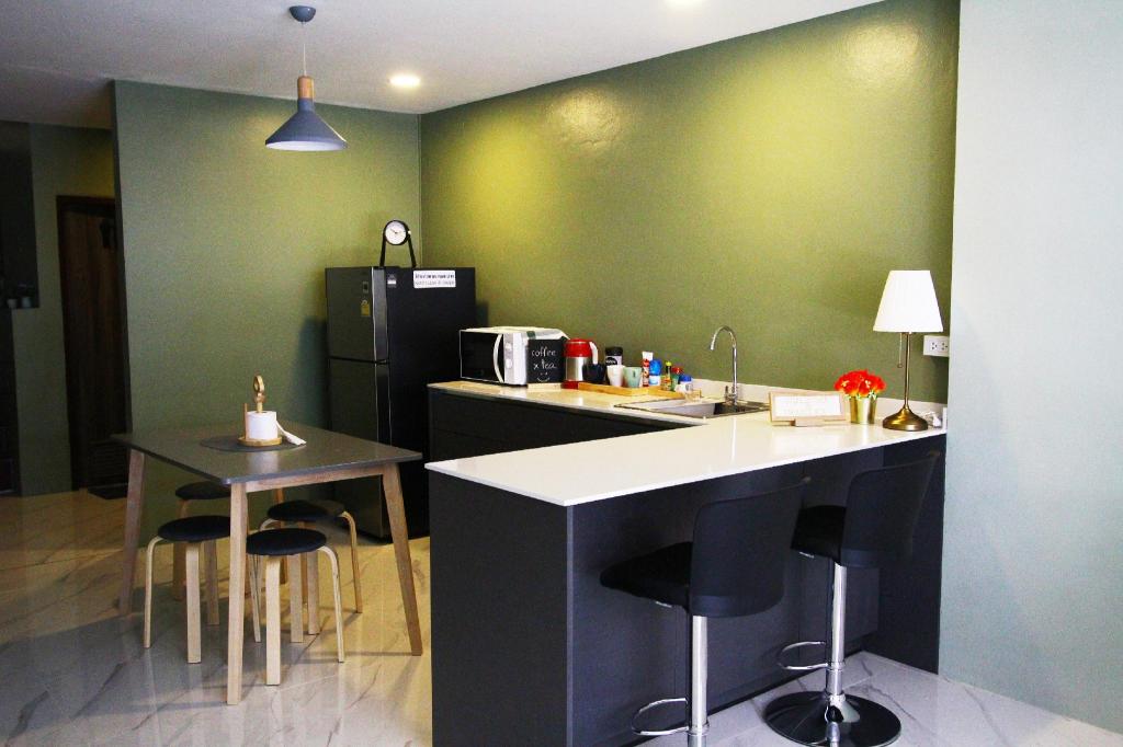 398 HOSTEL - image 5